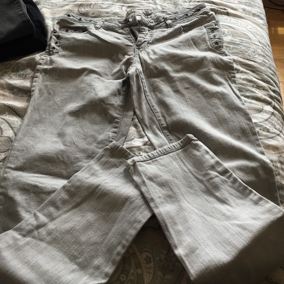 Gray pants make an offer