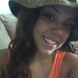 Meet your Posher, Alize