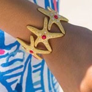 NWT LILLY PULITZER STARFISH GOLD BRACELET NWT LILLY PULITZER STARFISH GOLD BRACELET