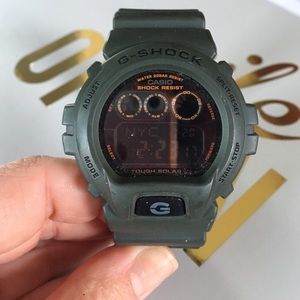Good used condition G-Shock G-6900KG.