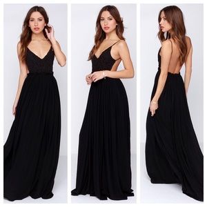 Black lace backless maxi dress!