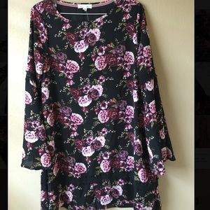 FLORAL PRINT Shift Dress.