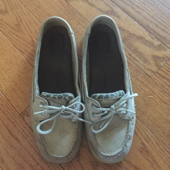 Cheetah print sperrys