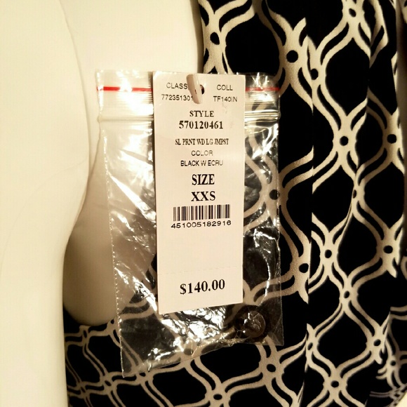 NWT White House Black Market Jumpsuit - Picture 3 of 3