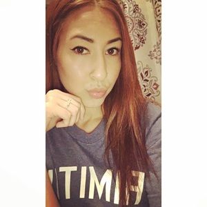 Meet your Posher, Daniela