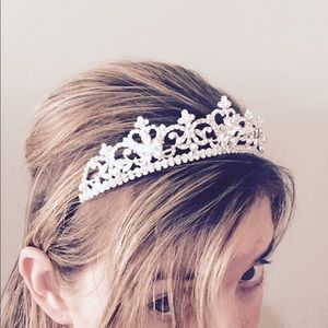 Vintage style crystal pearl tiara David's bridal