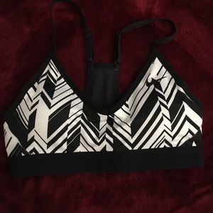 XS Nike Pro Indy sports bra