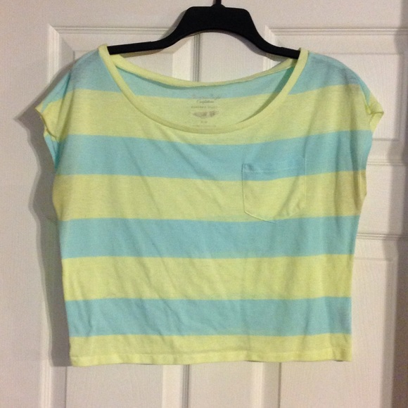 Striped crop top with pocket