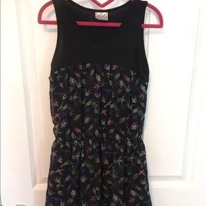 🍦2 for $10🍦 Cute little girls dress with birds