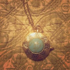 NWT Modcloth Necklace