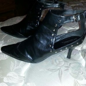 Black studded pumps