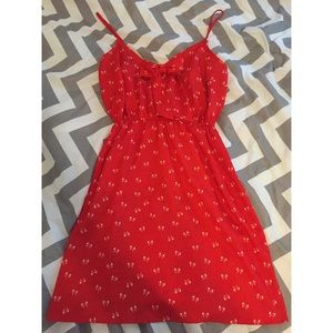 Beautiful red dress!💋