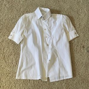 white button up blouse