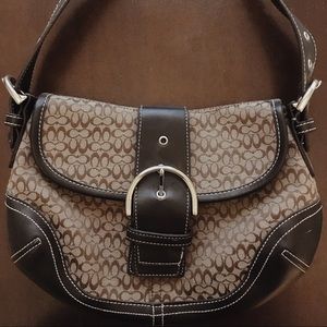 Coach brown handbag.
