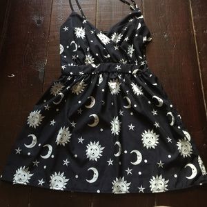 Sun and moon dress 🌞🌛