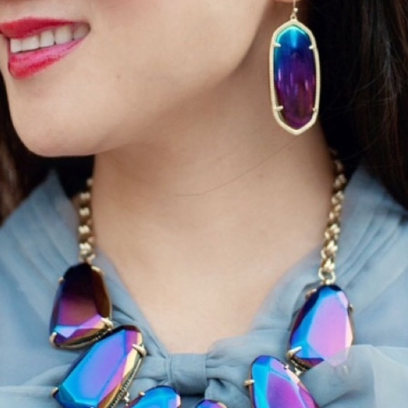 Brand new Kendra Scott Danielle earrings💖