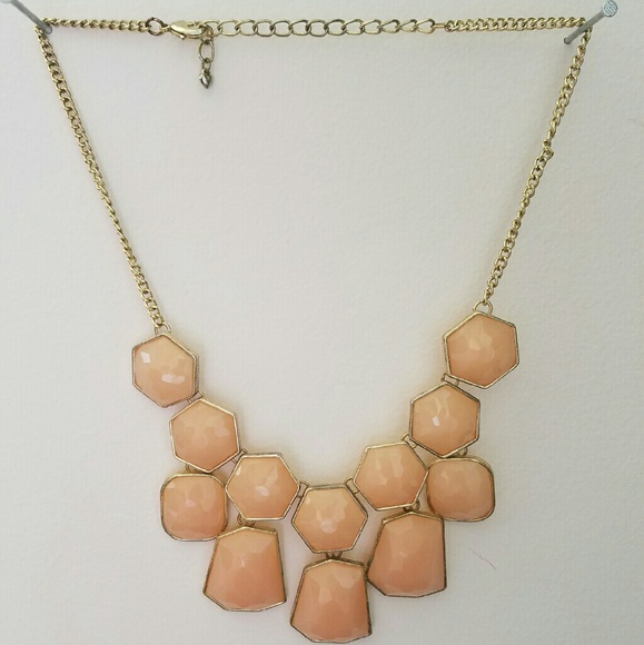 Short chunky necklace