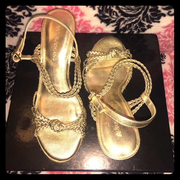 Arturo Chiang-Wedge Sandals
