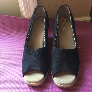 Toms Black Wedges size 9