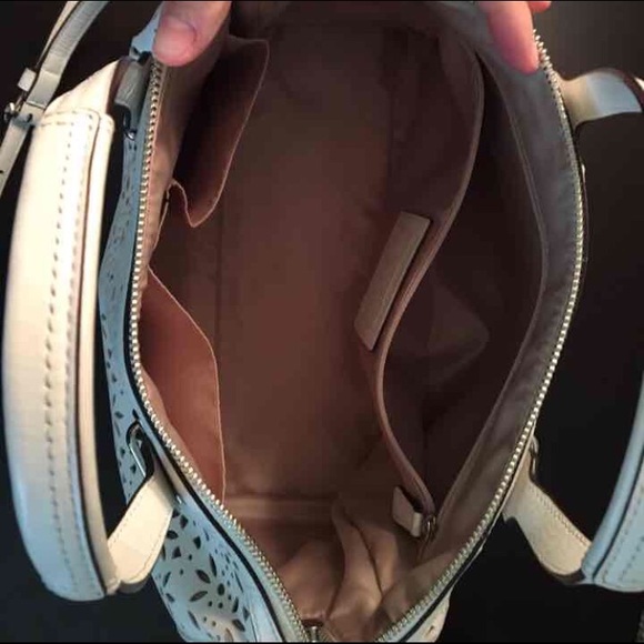 **SOLD** Coach Taylor Eyelet Satchel - Picture 2 of 3