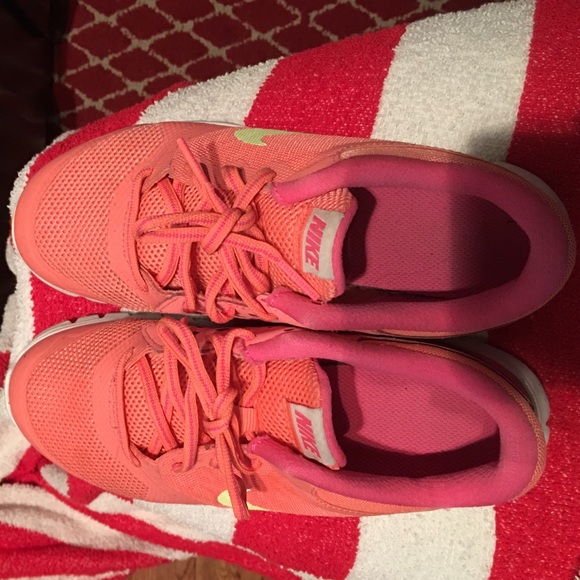 Kid nike