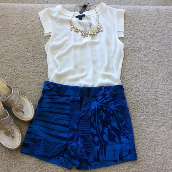 J. Crew Garden Print shorts - Picture 2 of 4