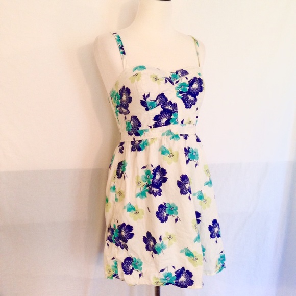 ❌SOLD❌ American Eagle Floral Print Sundress - Picture 3 of 4