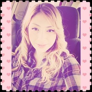 Meet your Posher, Nicole