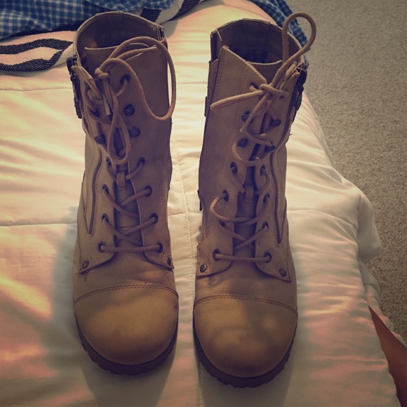 Guess combat boots