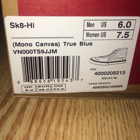 Vans ‼️SOLD‼️ - Picture 3 of 4