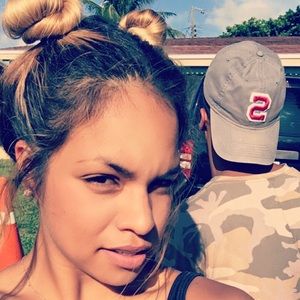 Meet your Posher, Dulce