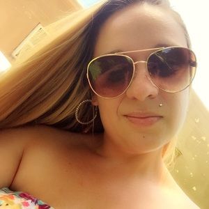 Meet your Posher, Bridgette