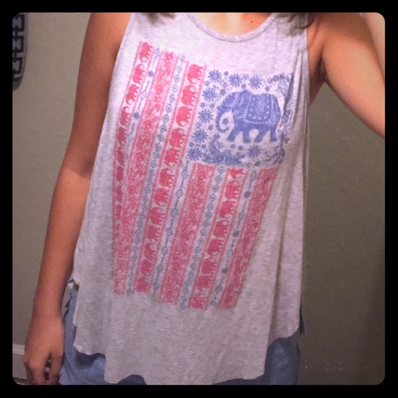 Tank top size small.