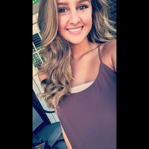 Meet your Posher, Noelle