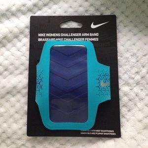 NIKE TurquoiseArmband🔴1HOURSALE PRICEFIRM🔴