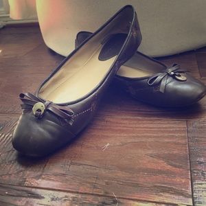 Antonio Melani flats with bow