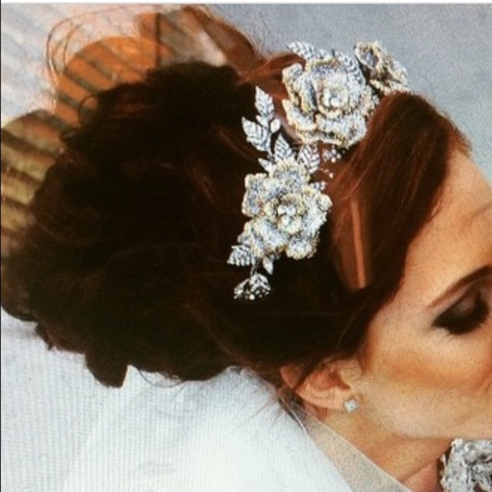 Two toned wedding hairpiece from bridal styles