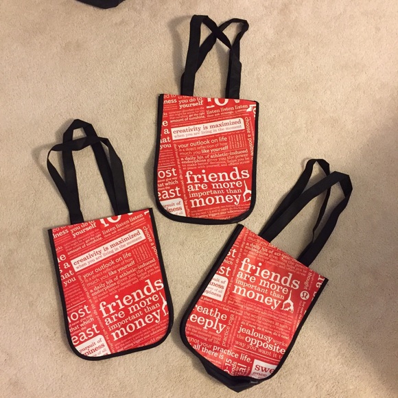 3 lululemon gift bags!!!