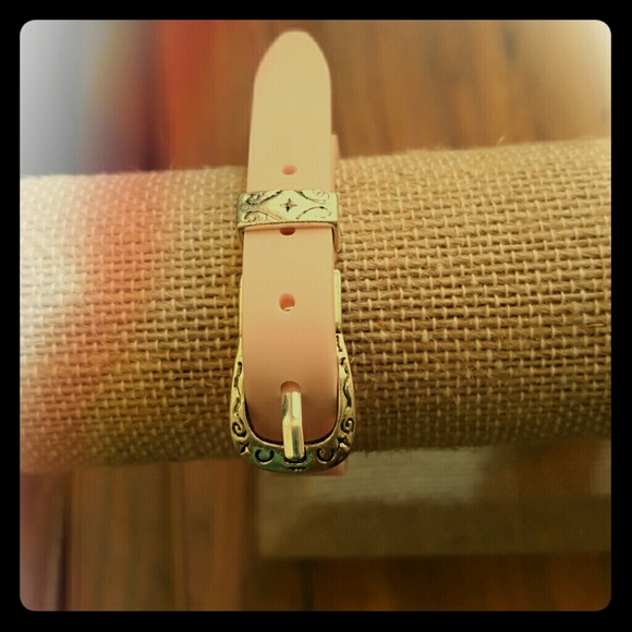 LAST CHANCE Light pink silicone bracelet