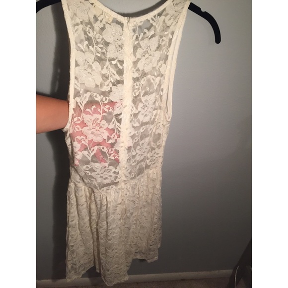 🌸👻 CHIC WHITE LACE SKATER DRESS 🌸👻 - Picture 2 of 2