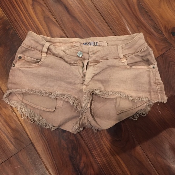 Brandy Melville tan shorts