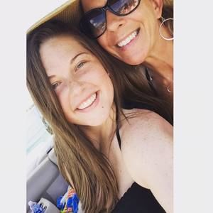 Meet your Posher, Loren