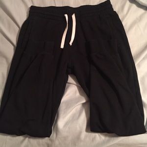 All black jogger pants