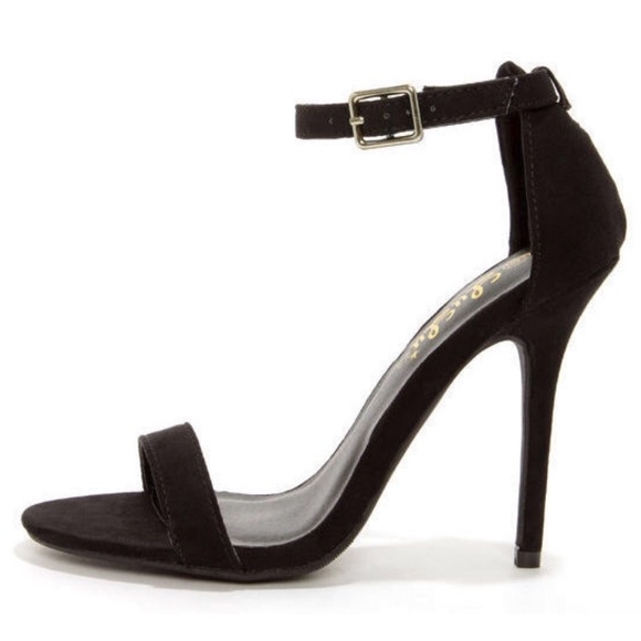 Lulus Elsi black single strap heels