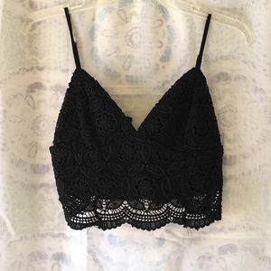 Beautiful! Black knitted like crop tank!