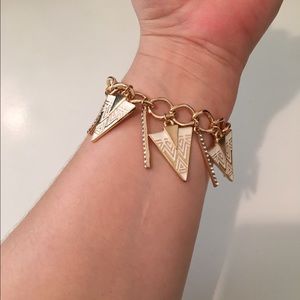 Guess Gold & White Bracelet NWOT