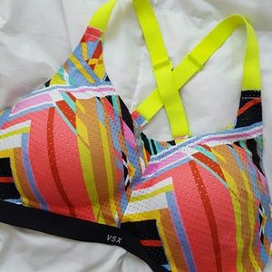 Victoria's Secret Incredible Sport's Bra