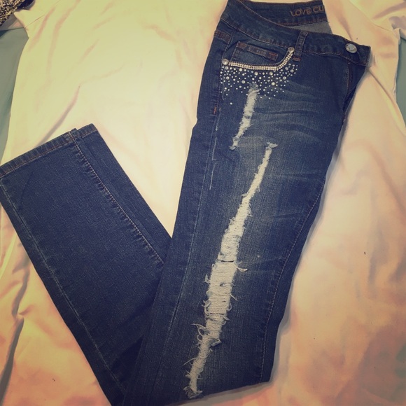 Love culture juniors ripped jeans - Picture 1 of 4