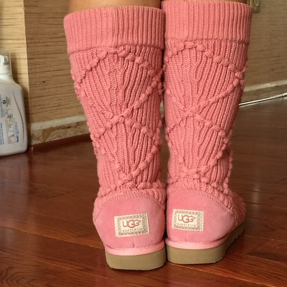Uggs - Picture 2 of 3