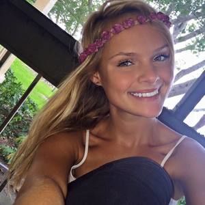 Meet your Posher, Mady